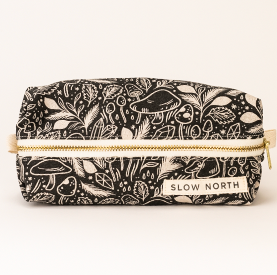 Travel Pouch - Mystical Mushroom