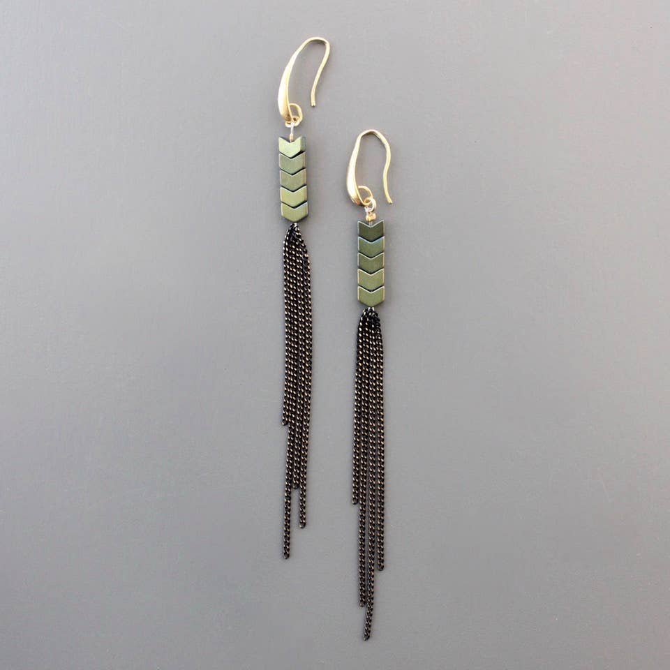 David Aubrey Jewelry - MDSE39 Green hematite & chain fringe should duster earrings