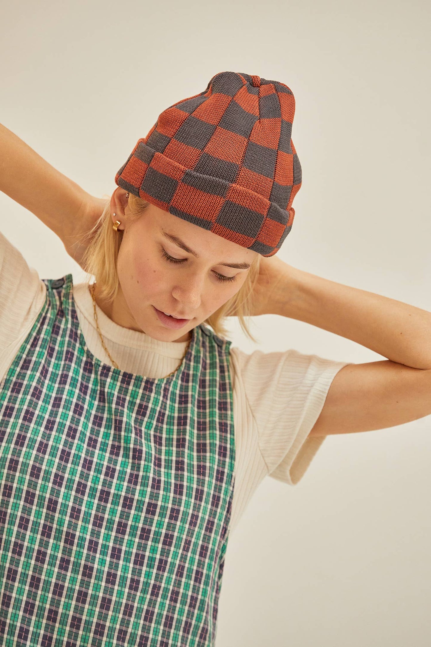 Checkerboard Slacker Beanie: Slate