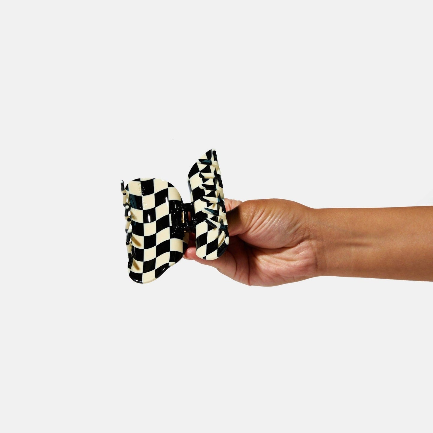 CHUNKS - Checker Claw in Black/White
