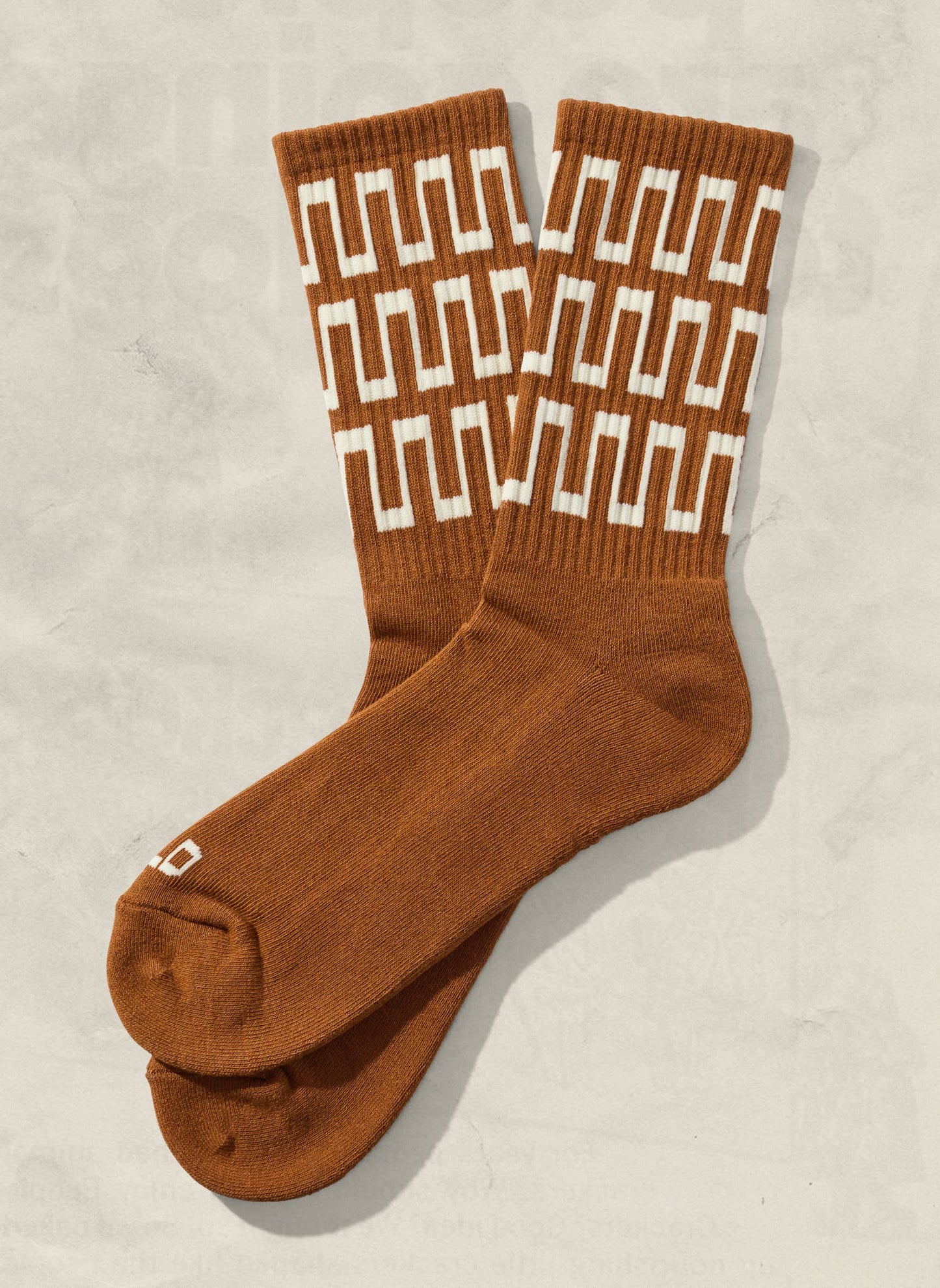 Slacker Crew Socks: Rust