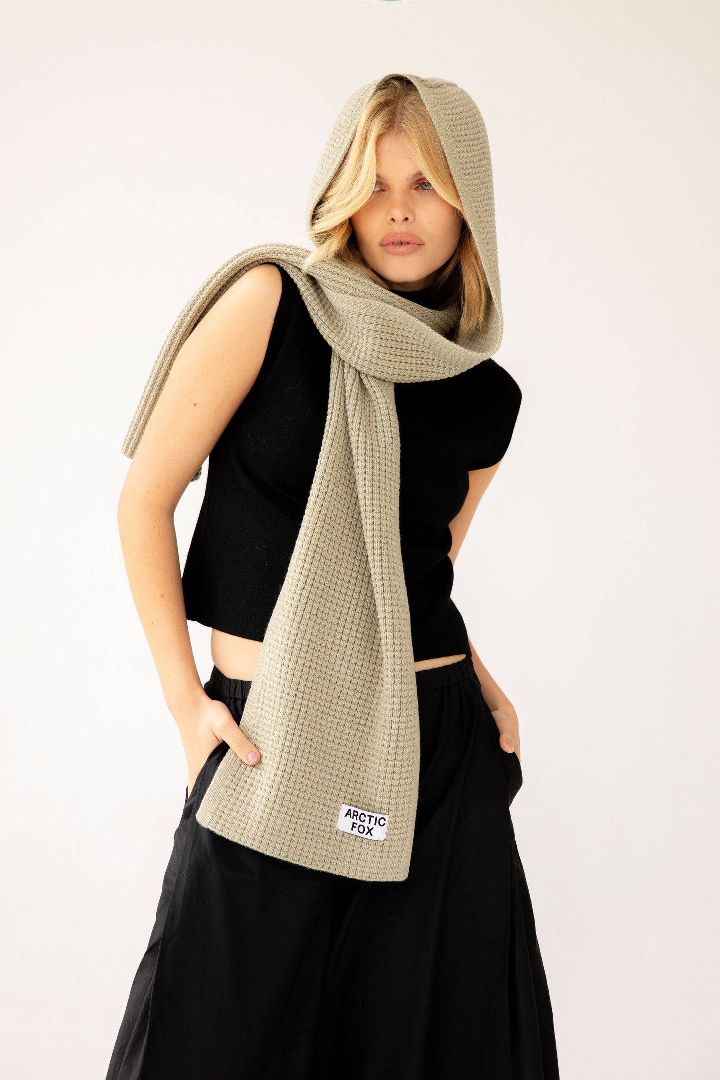 ARCTIC FOX & CO. - The Recycled Bottle Hooded Scarf - Arctic Grey - AW24