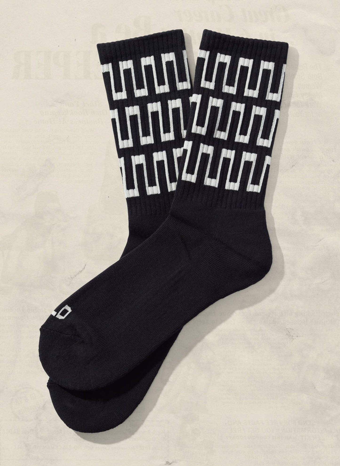 Slacker Crew Socks: Rust
