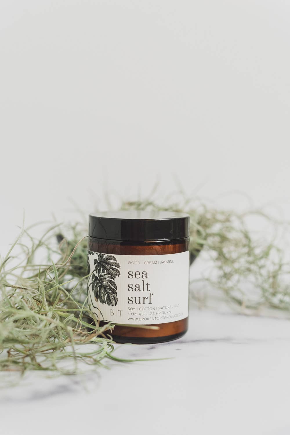 Broken Top Brands - Natural Soy Candle - Sea Salt Surf - 4 oz