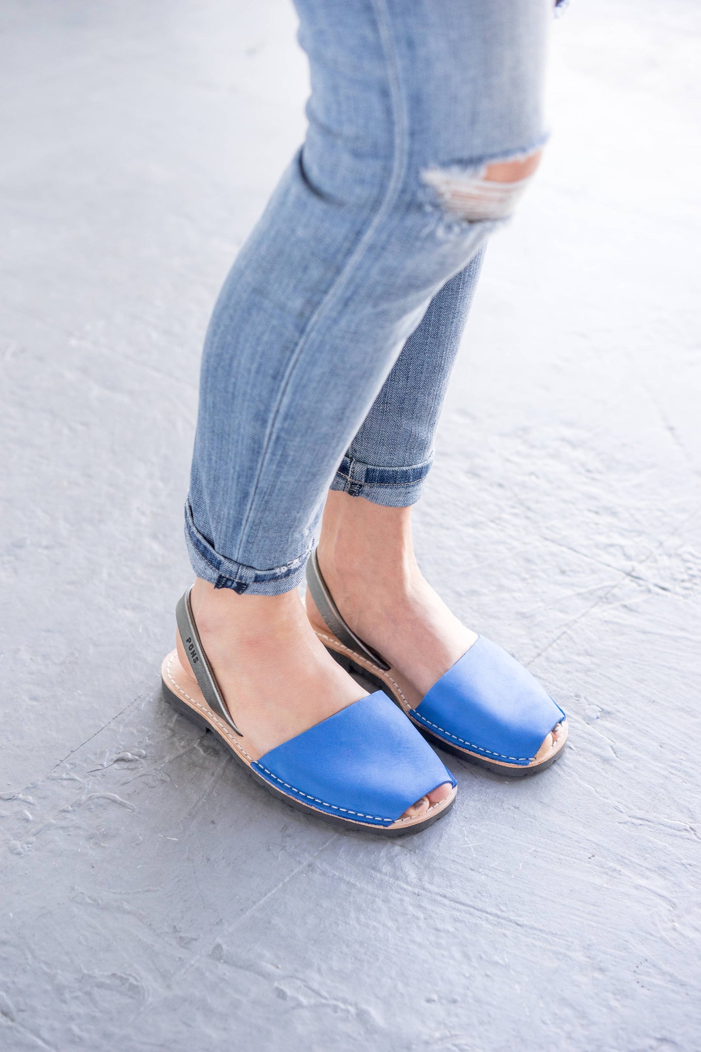 Pons Shoes - Classic Women - Royal Blue: 9