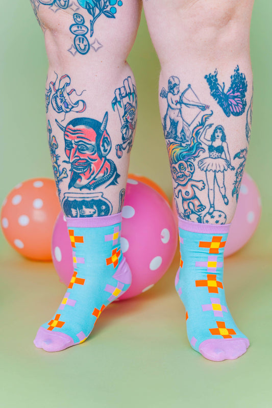 Nettle Studios - Women’s Cotton Ankle Socks - Blue Pixels