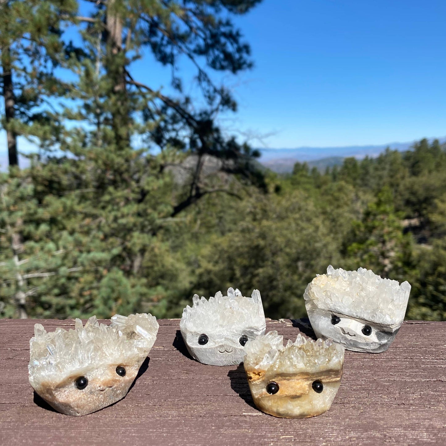 Wax Apothecary - Sparkle Geode Buddies & Crystal Cluster Rock Friends ๐โจ: Large