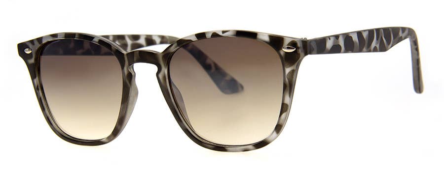 A.J. Morgan - P. Edwards - Sunglasses: Crystal