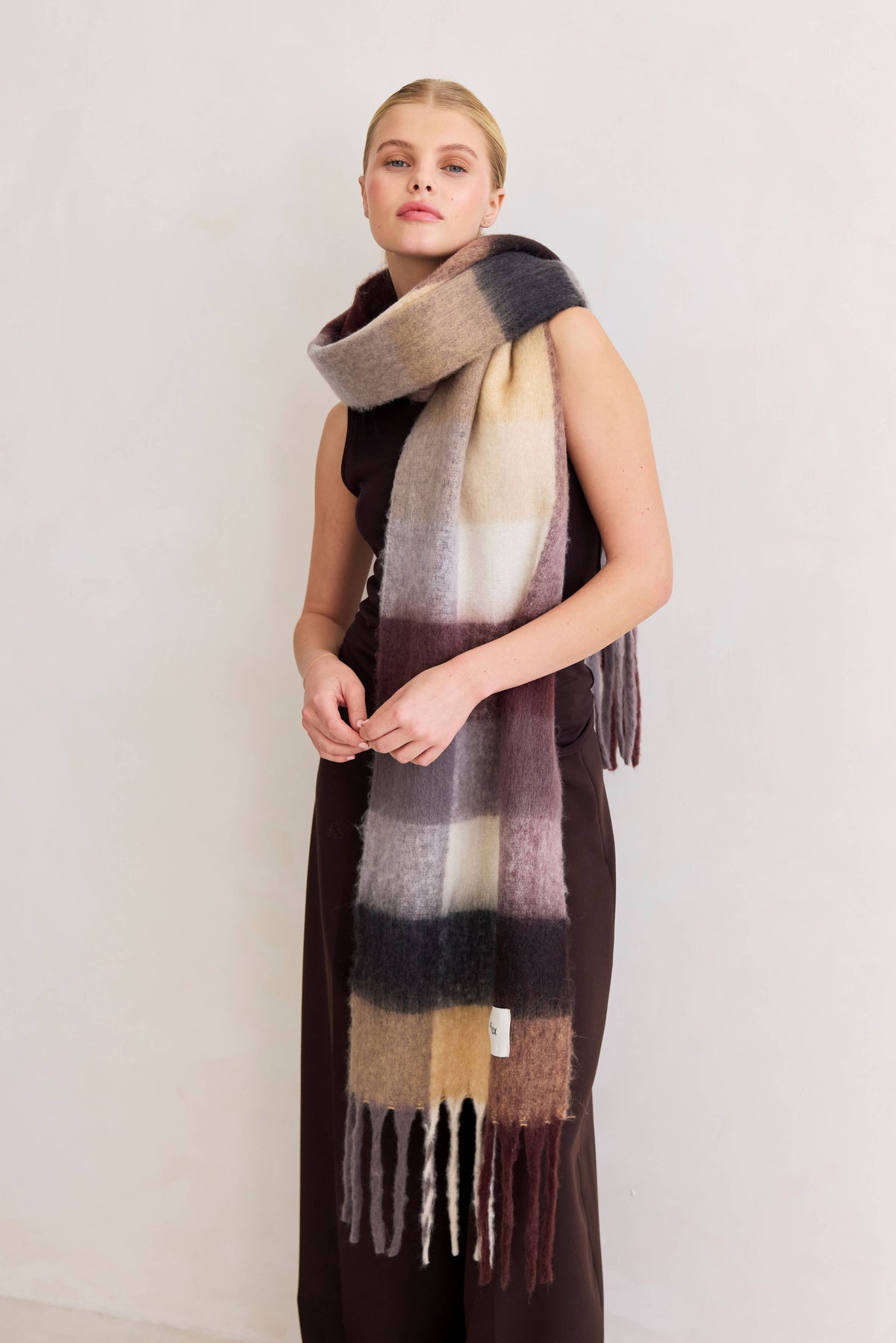 Arctic Fox & Co. - North America - The Reykjavik Scarf - 100% Recycled - Dark Berry - FW26