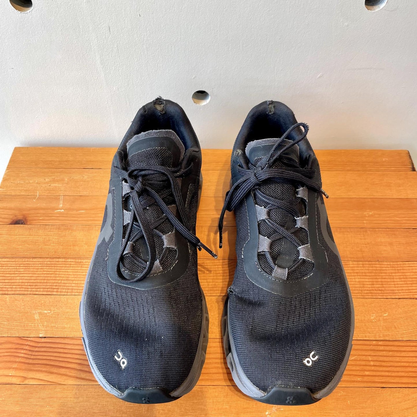 7.5 - ON Cloud 5 Cloudmonster $170 Black Running Shoes Womens 0104RM