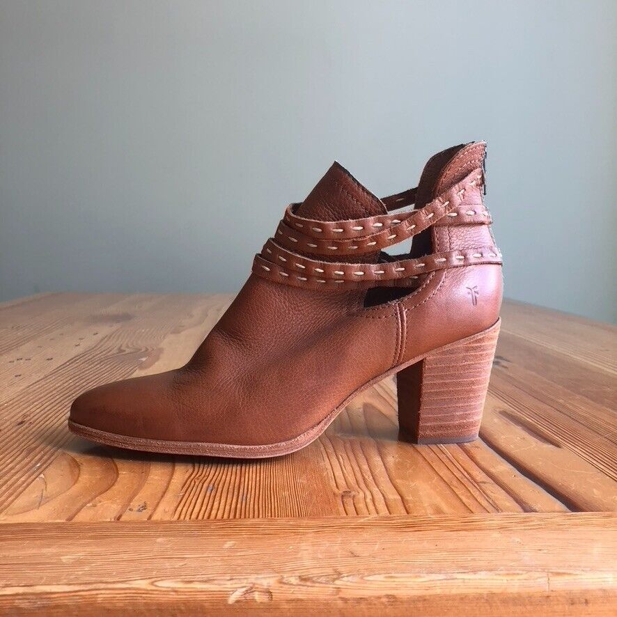 10 - Frye Whiskey Brown Leather Pickstitch Strappy Ankle Naomi Boots NEW 1021EM