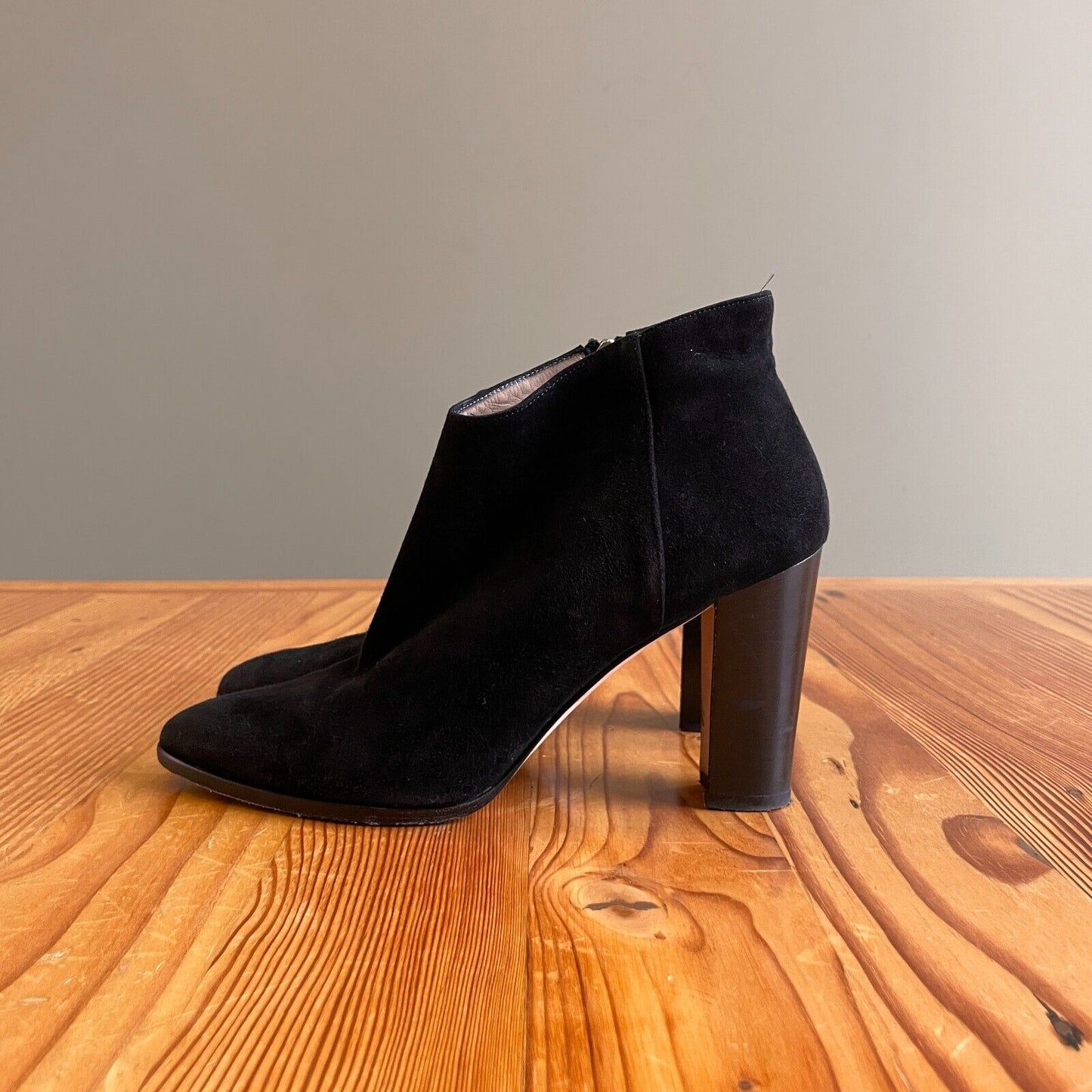 37 / 7 - Manolo Blahnik Black Suede Leather Heeled Ankle Boots Heels 0225PH