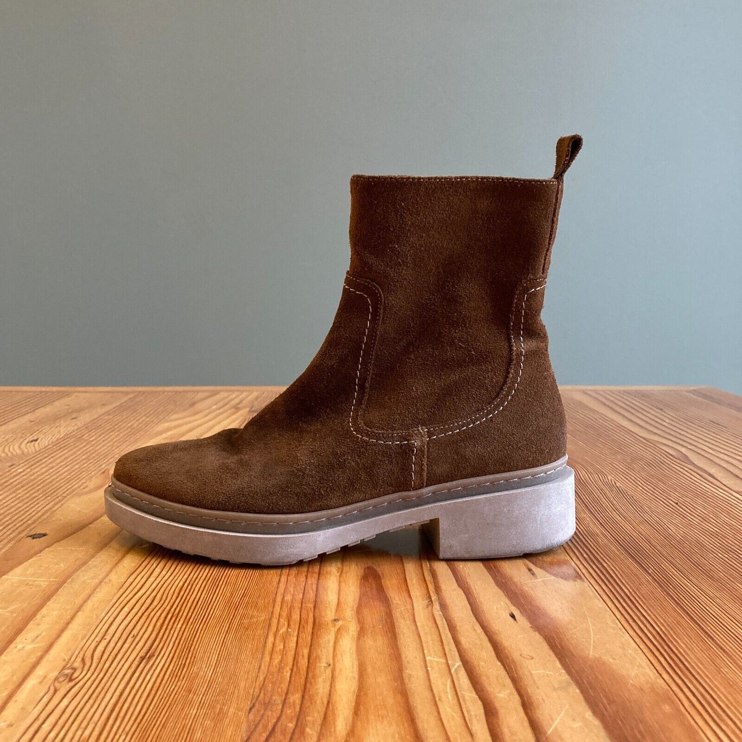 38 - Wonders Brown Suede $329 Low Heel Timeless Classic Ankle Boots 1203NO