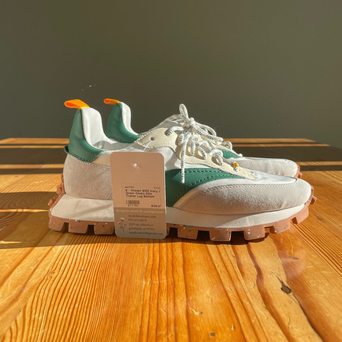 8 - Oncept $300 Ivory / Green Osaka Elite Trainer Lug Bottom Shoes w/ Box 4427SC