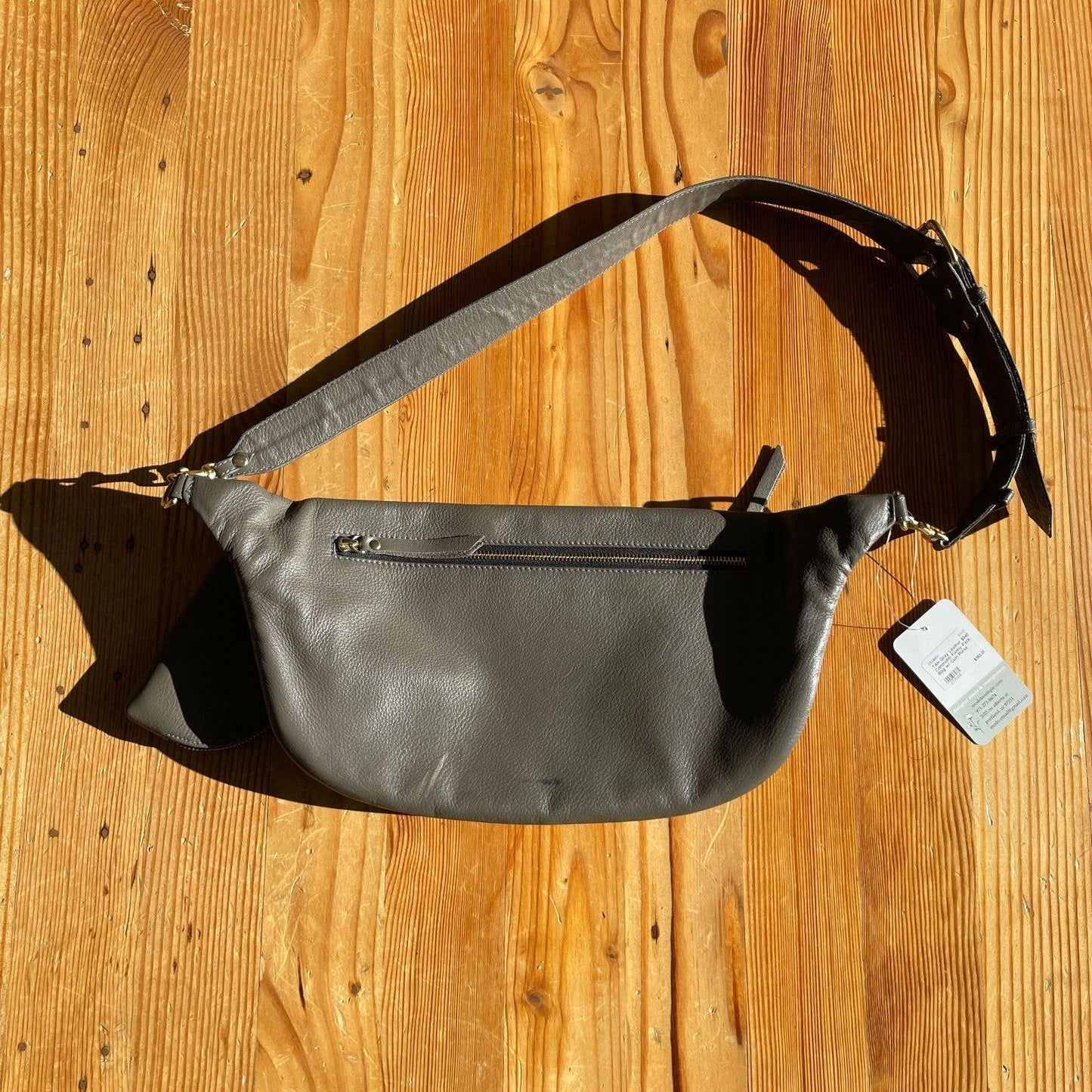 TAH Gray Leather $345 Commuter Fanny Pack Bag w/ Coin Purse *skuffed 0328MW