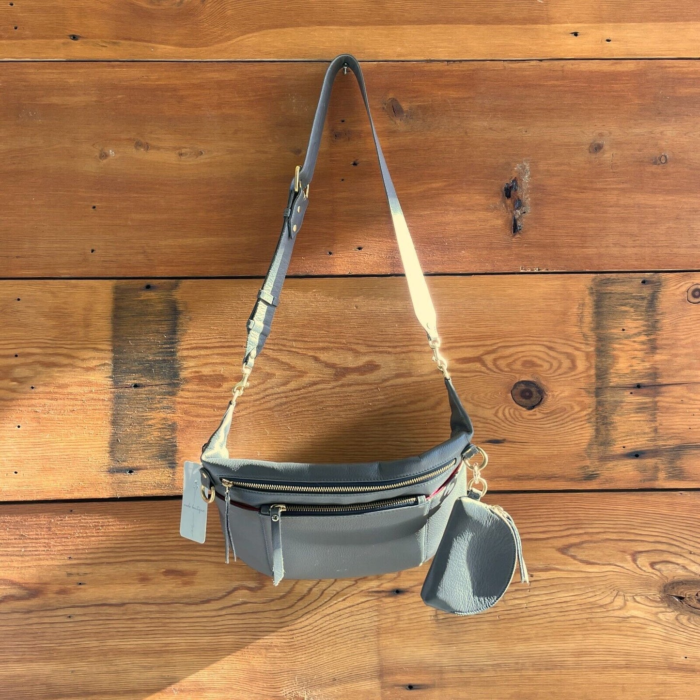 TAH Gray Leather $345 Commuter Fanny Pack Bag w/ Coin Purse *skuffed 0328MW