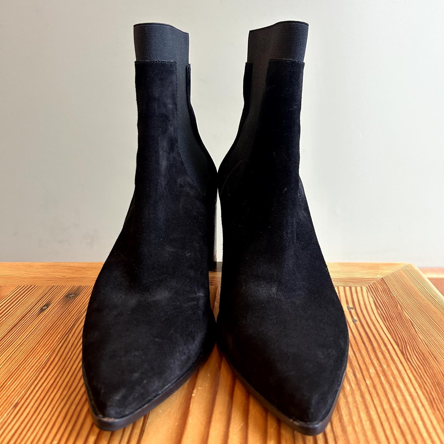 39.5 / 9.5 - Rag & Bone $450 Black Suede Brynne Chelsea Boots EUC 1114LH