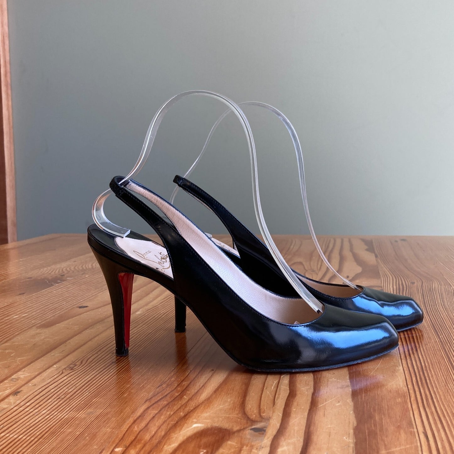 38 / 7.5- Christian Louboutin Black Hi Gloss Leather 90mm Slingback Heels 0702AS