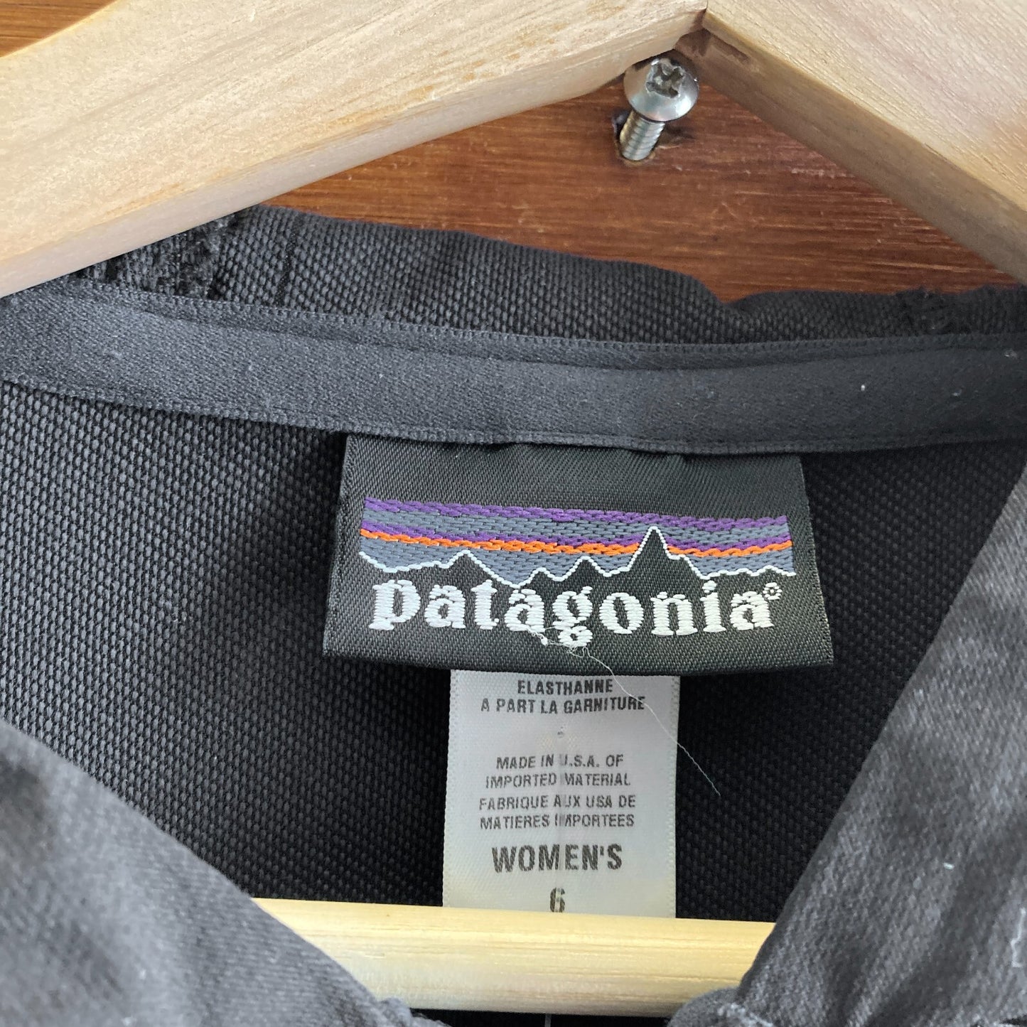 6 - Patagonia Womens Black Hooded Zip Front Winds-Day Jacket 0608JD