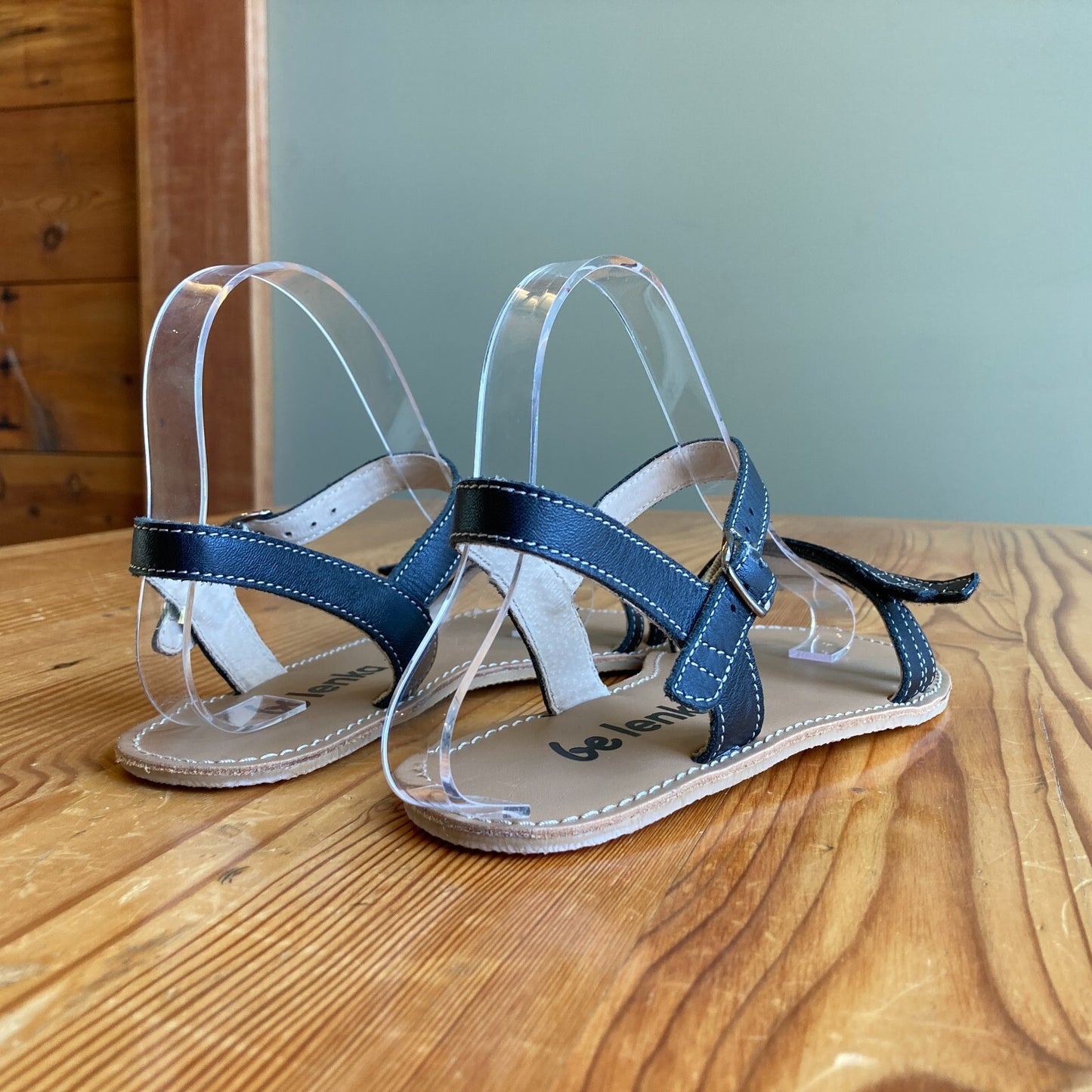 38 / 8 - Be Lenka Black Leather Barefoot Flexi Minimalist Flat Sandals 0706MG