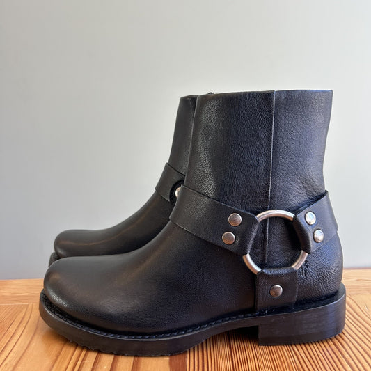 6.5 - Frye Black Veronica Harness Short Leather Boots NEW w/ Box 1026LK