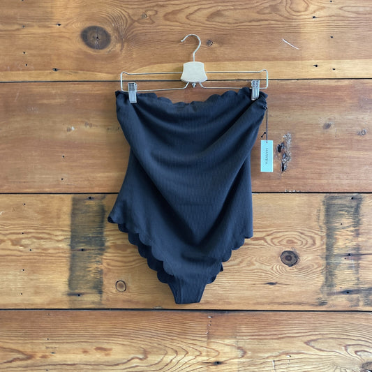 L- Marysia $349 Black Strapless Scallop One Piece Chesapeake Swimsuit NEW 4427SC