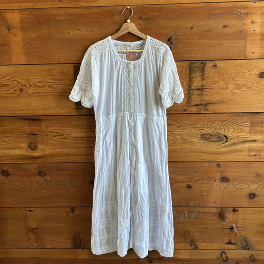XL - Love Shack Fancy White Embroidered Short Sleeve Button Up Maxi Dress 0721DK
