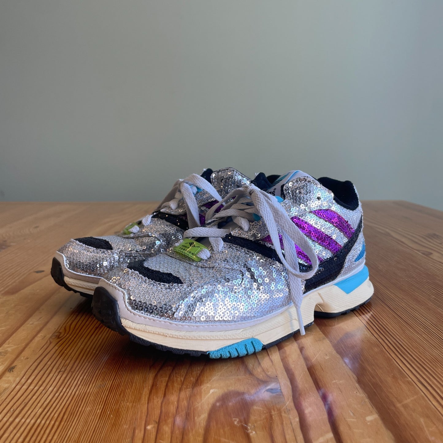 5 - Adidas Originals ZX 4000 Sequin Glitter Silver Sneakers Shoes 0415AB