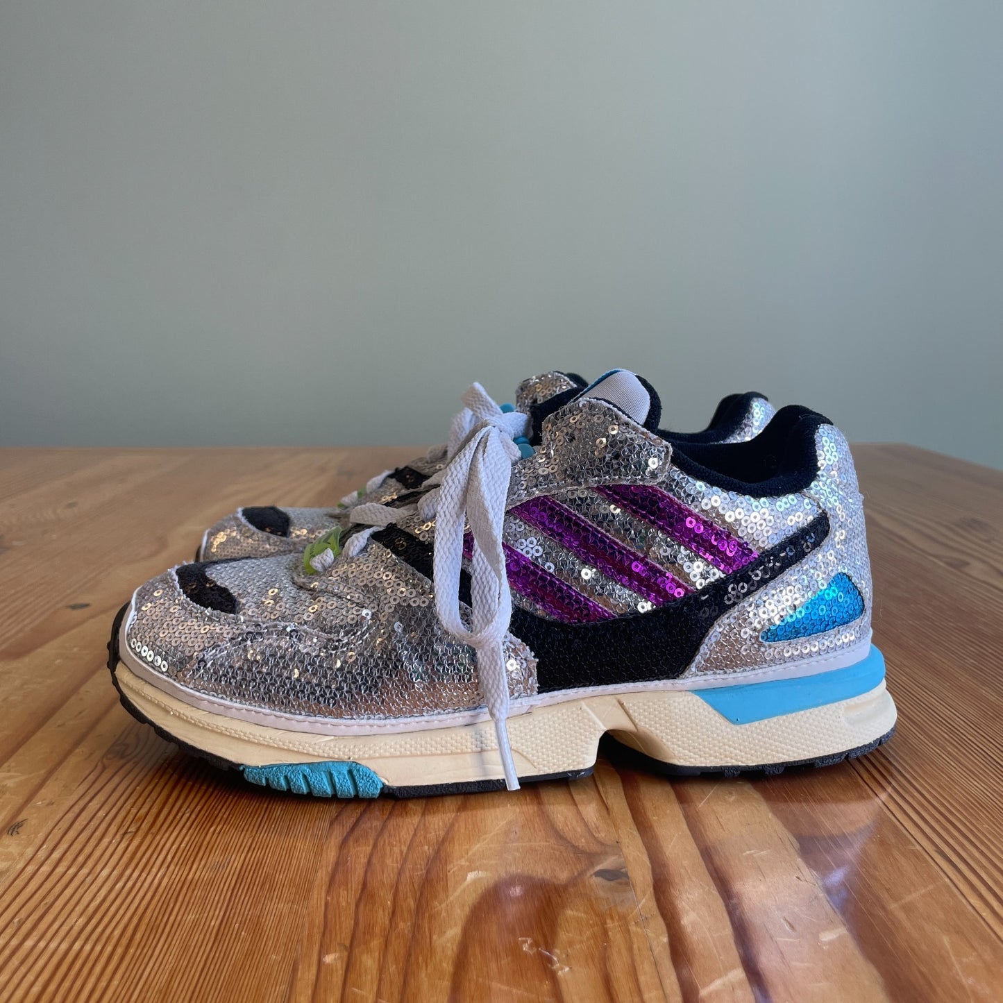 5 - Adidas Originals ZX 4000 Sequin Glitter Silver Sneakers Shoes 0415AB