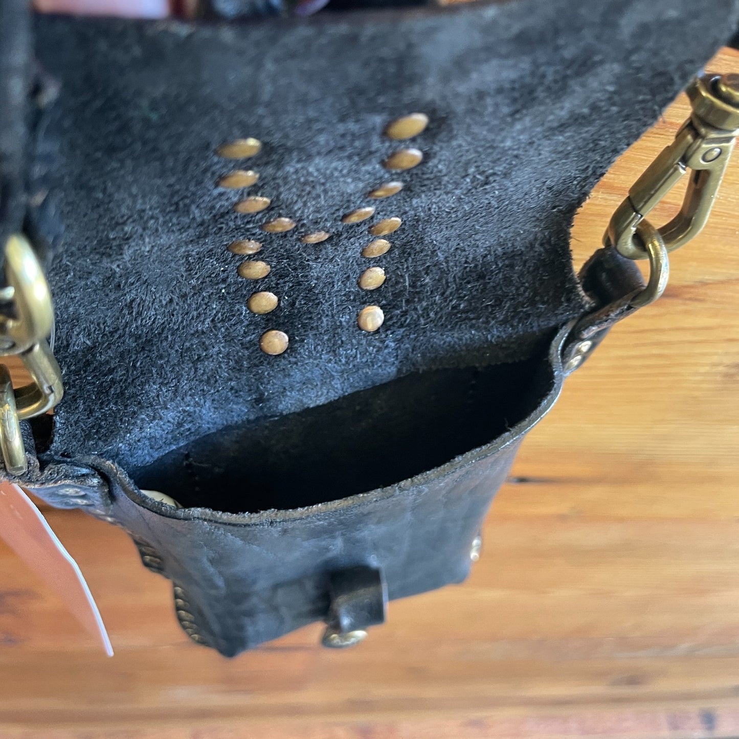 Campomaggie $220 Black Leather Grecale Phone Case Crossbody Bag Wallet 0224DM