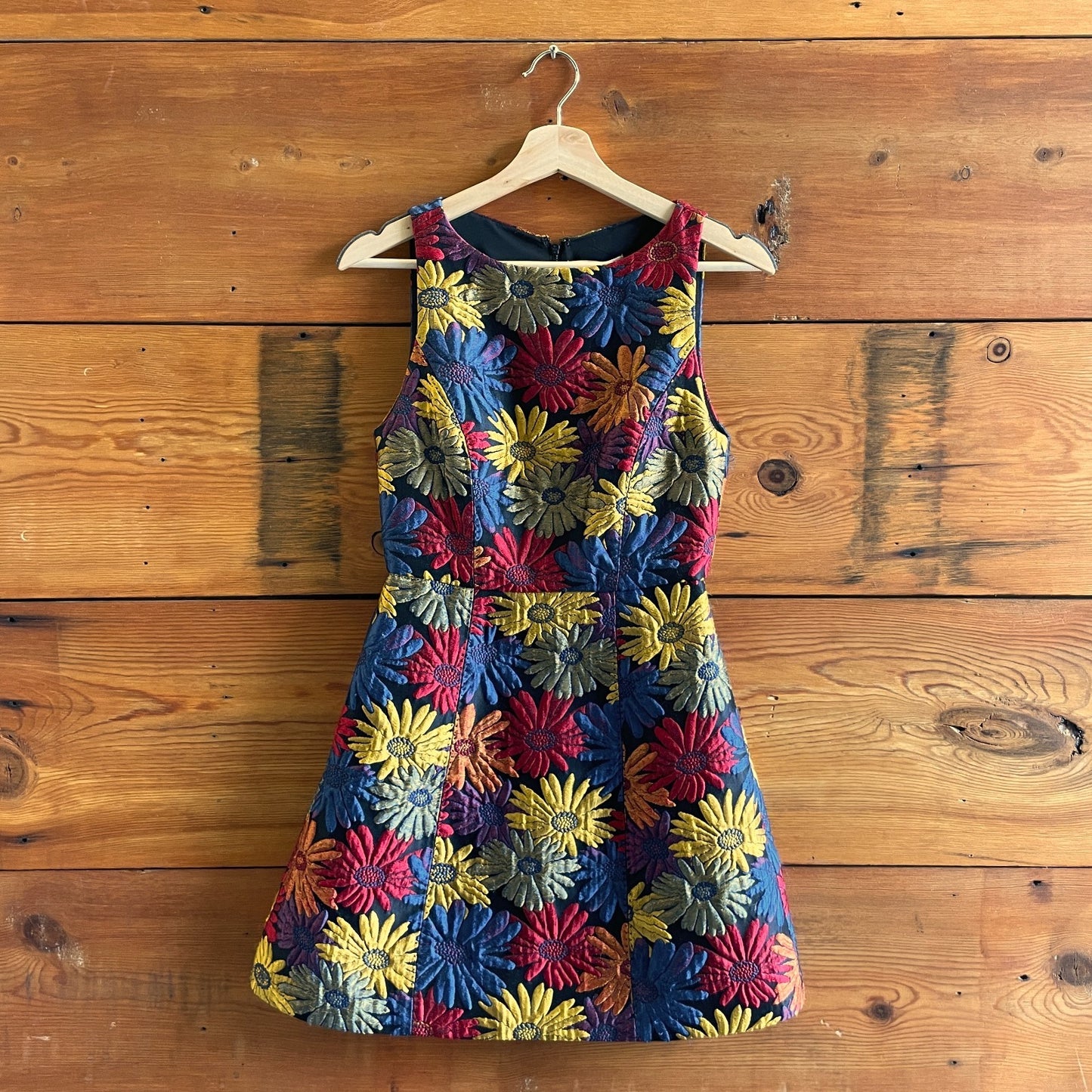 2 - Alice + Olivia Multi Colored Floral Jacquard Sleeveless Dress 0509GF