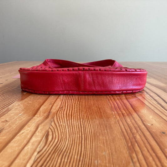 Vintage Unbranded Red Leather Top Zip Perforated Sling Shoulder Purse 0617RF