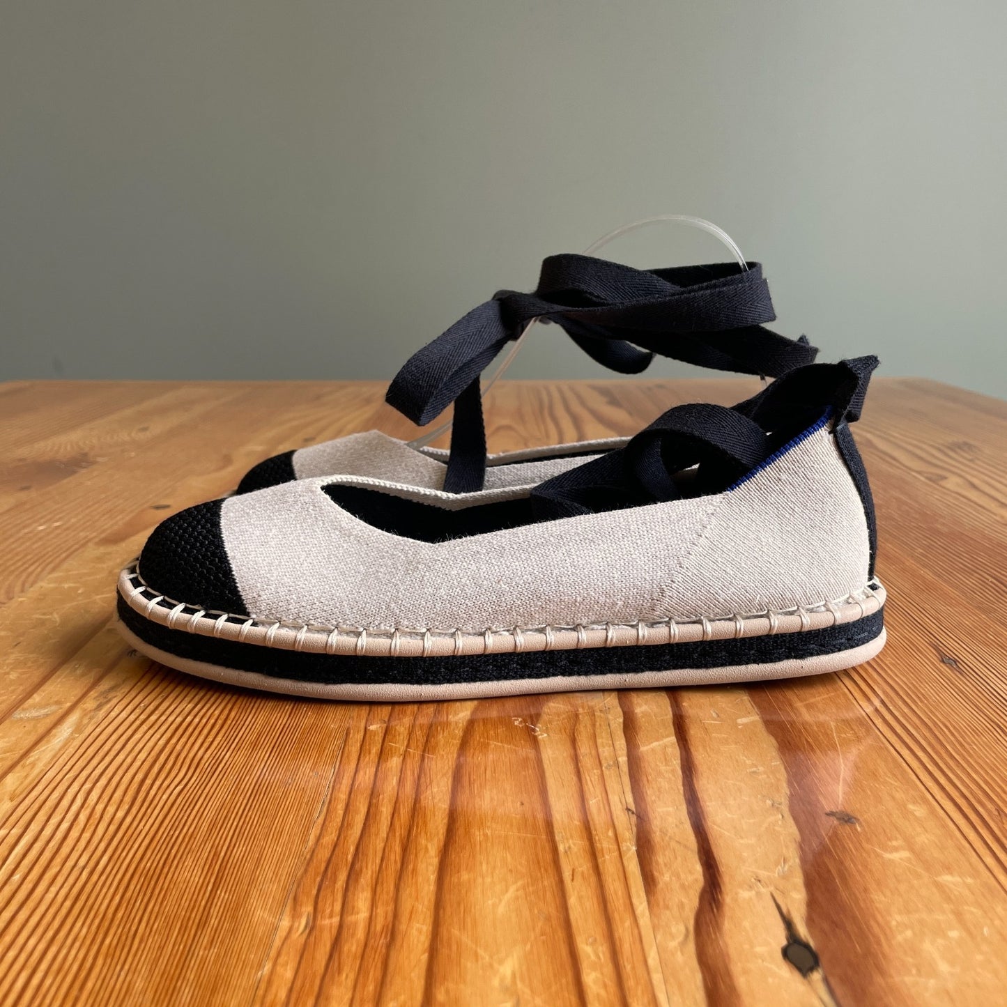 7.5 - Rothy's Cream & Black Canvas Espadrille Flats Boardwalk Shoes 0715MF