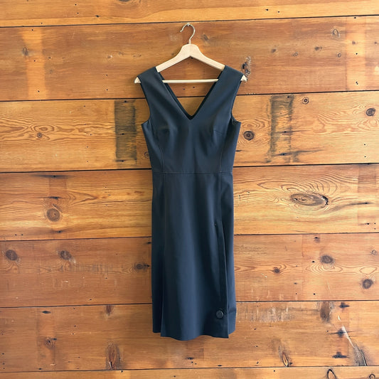42 IT / M US - PRADA Black V-Neck Sleeveless TopStitch A-Line Dress 0201EB