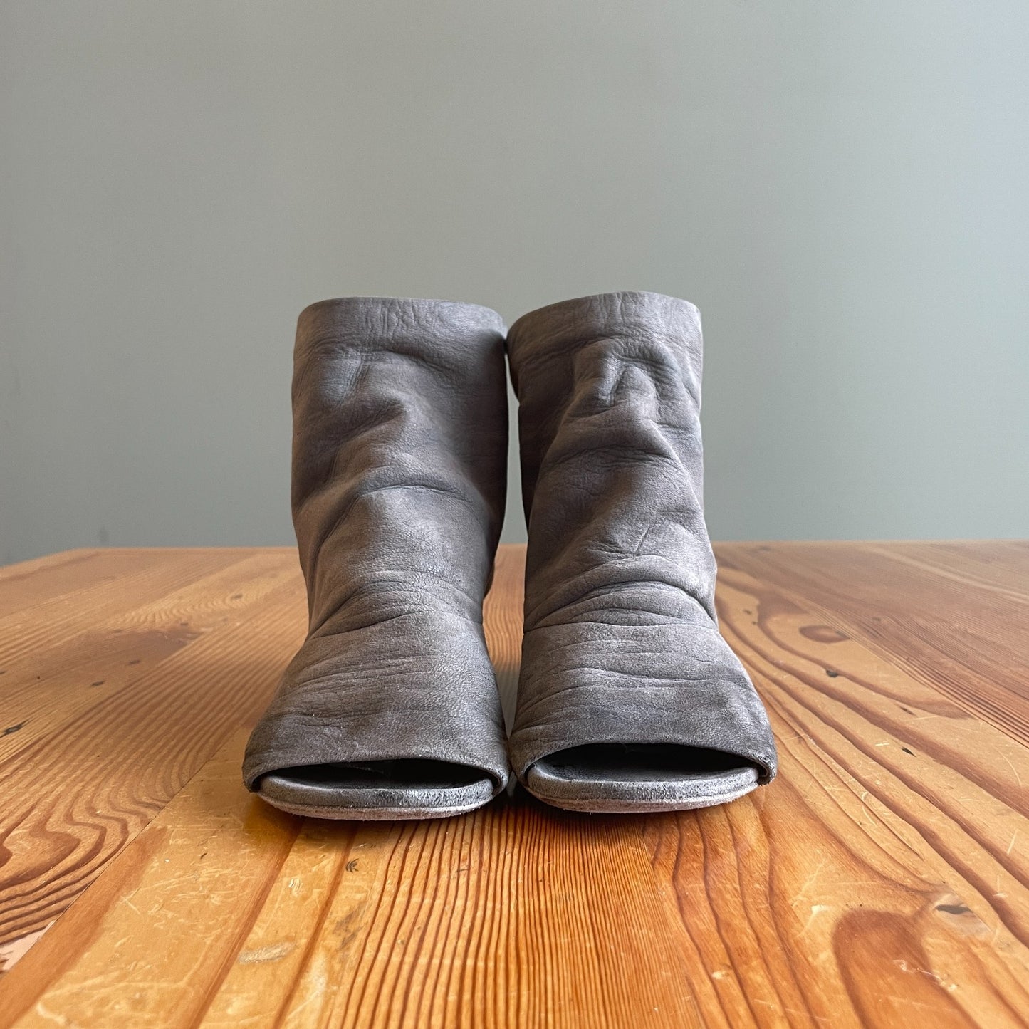38.5 / 8.5 - Marsell Gray Deer Hide Open Toe Stacked Heel Bootie Shoes 0804ST