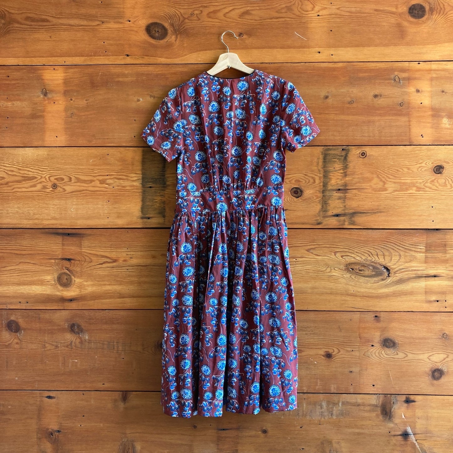 S - Caron Callahan Red Blue Floral Print NEW Short Sleeve Rosie Dress 1215RJ