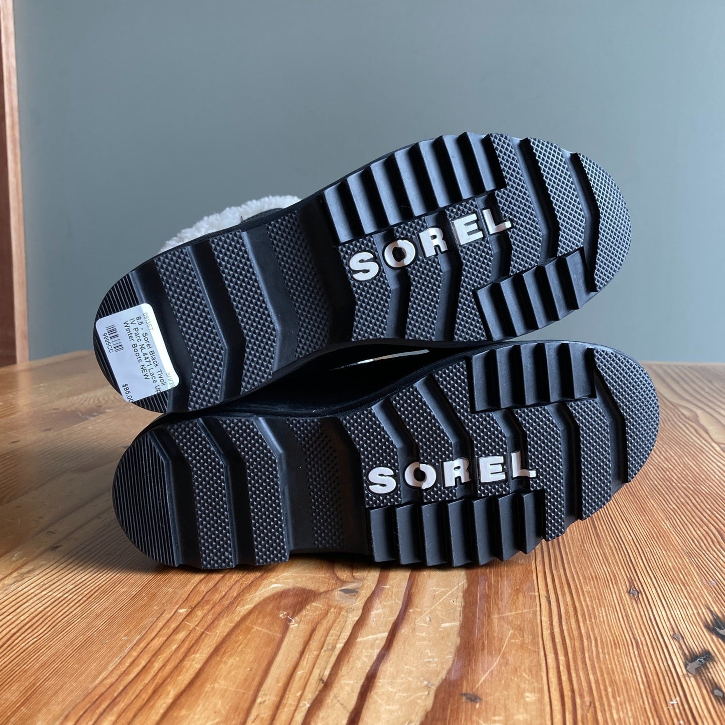 8.5 - Sorel Black Tivoli IV Parc NL4471 Lace Up Winter Boots NEW 0913ST