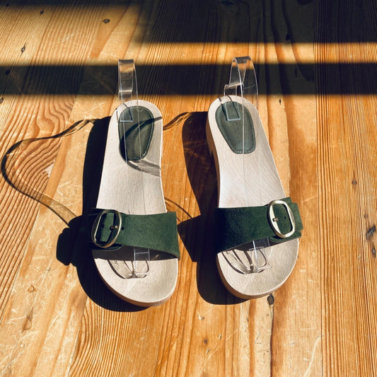 38 / 8 - Doen Green Suede Mercata Single Strap Buckle Wooden Sandals 0905AK