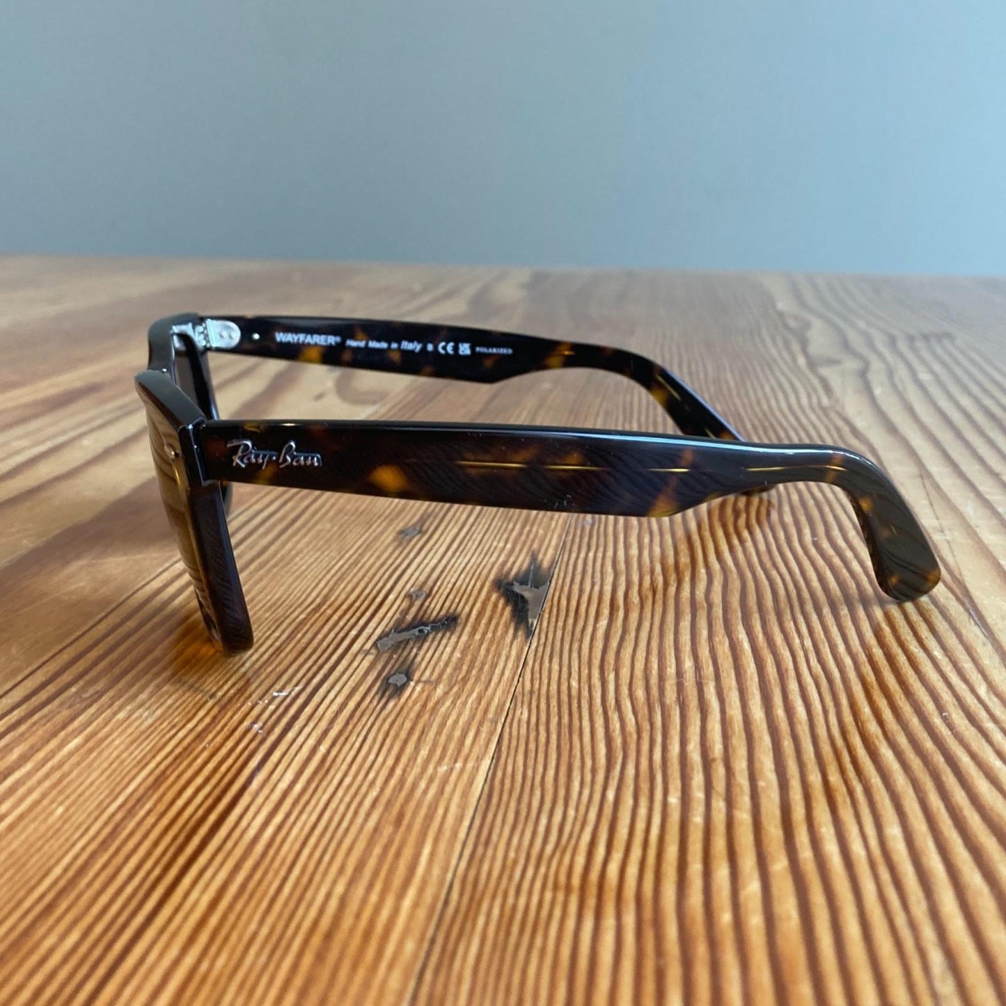 RayBan Ray Ban Tortoise RB2140 50-22 Wayfarer Unisex Sunglasses w/ Case 0505DM