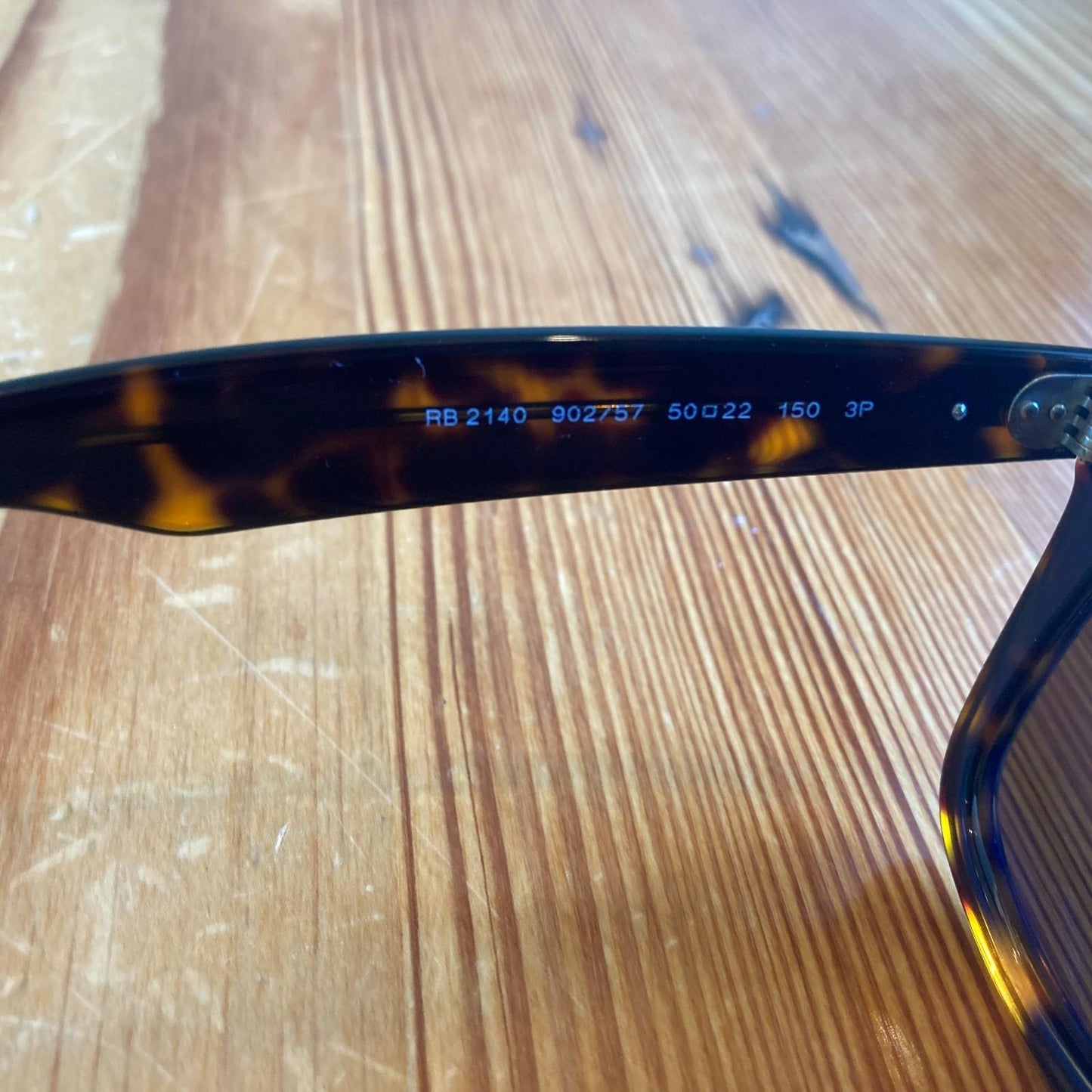 RayBan Ray Ban Tortoise RB2140 50-22 Wayfarer Unisex Sunglasses w/ Case 0505DM