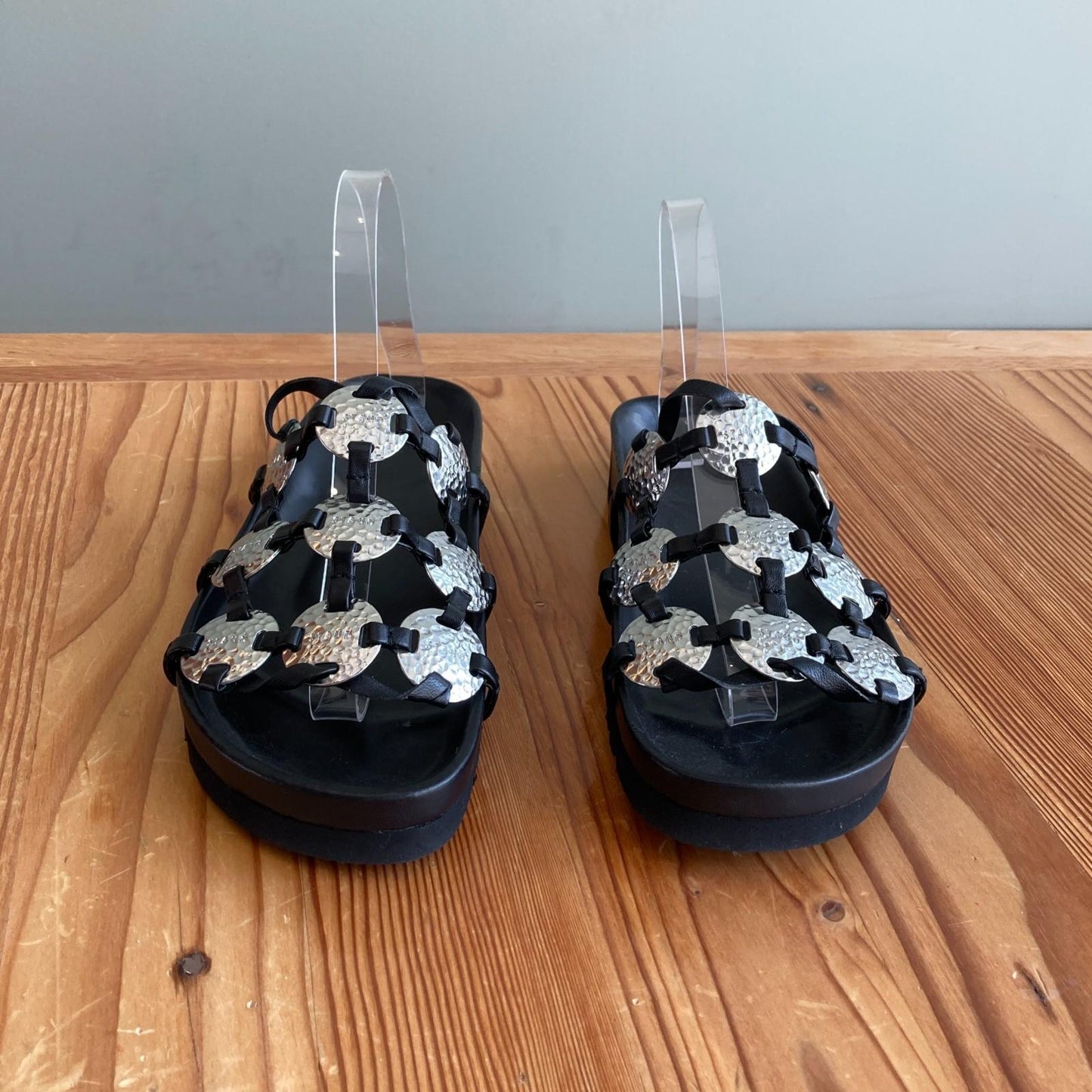 39.5 / 9.5 - STAUD Black Silver Hammered Metal Pucky Slide Sandals 0703TC