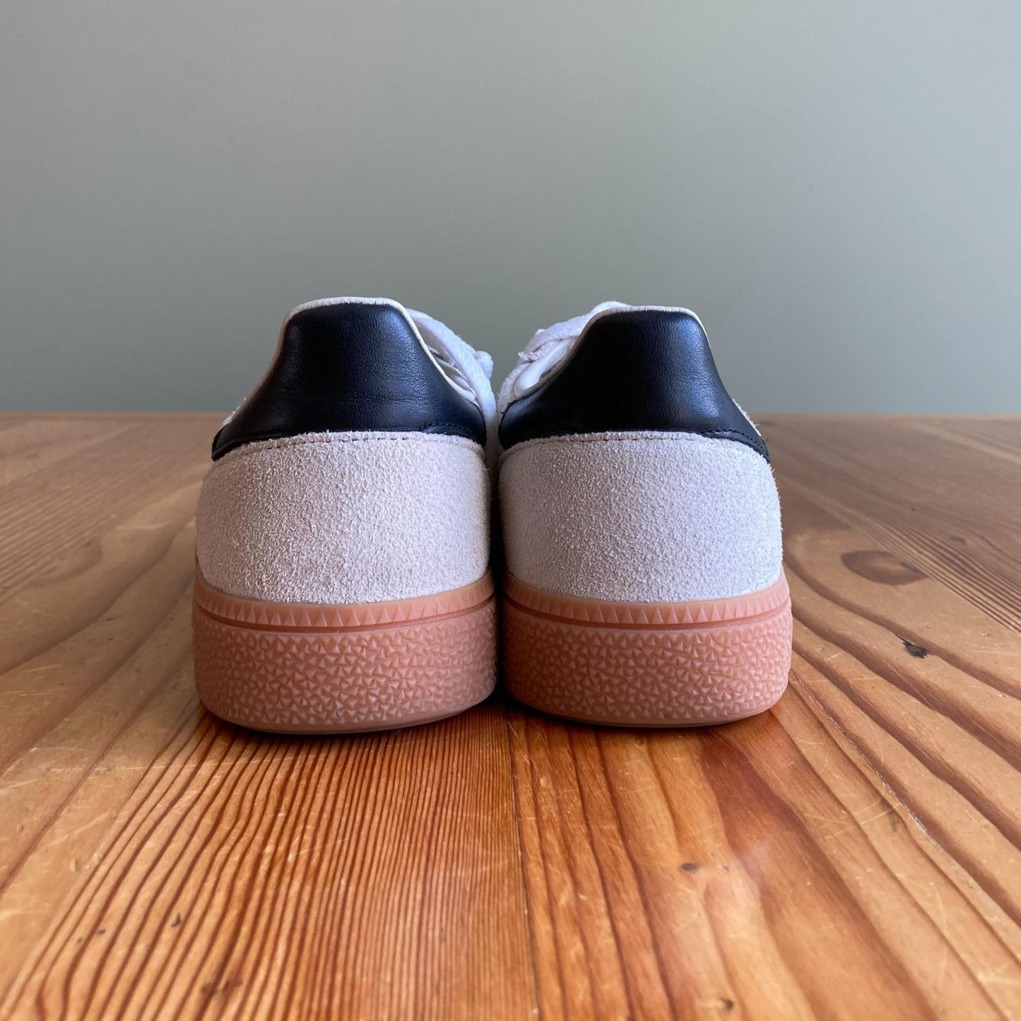 5.5 - Adidas $129 White Suede Handball Spezial Womens Sneakers Shoes 0104RM