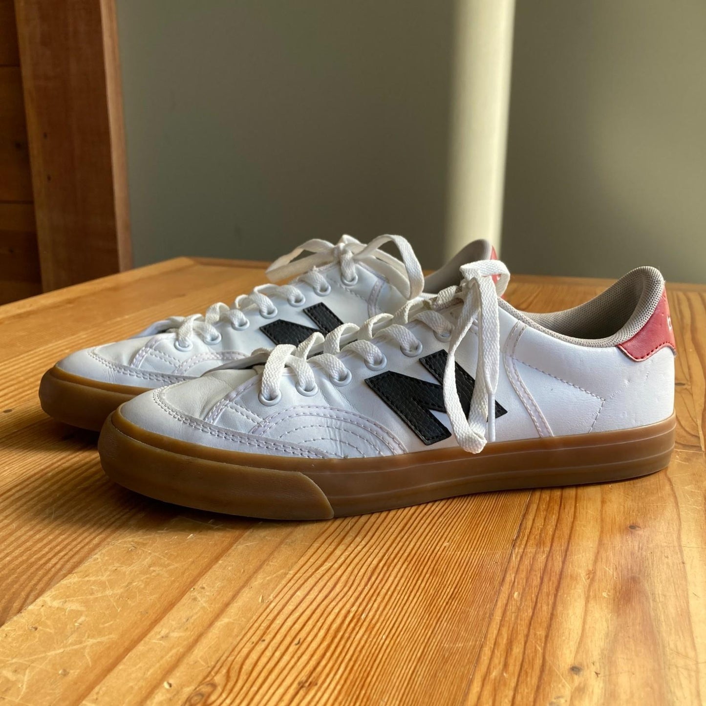 9.5 Womens - New Balance White Numeric 212 Pro Court Gum Sole Shoes 0826NH