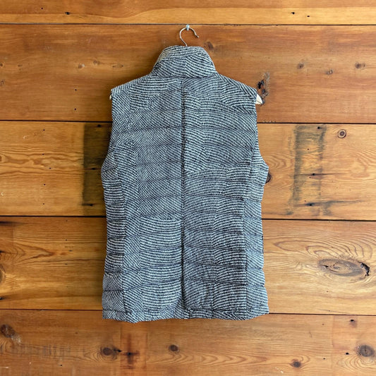 M / L - Belstaff Black & White Patterned Down Fill Zip Up Puffer Vest 0826NH