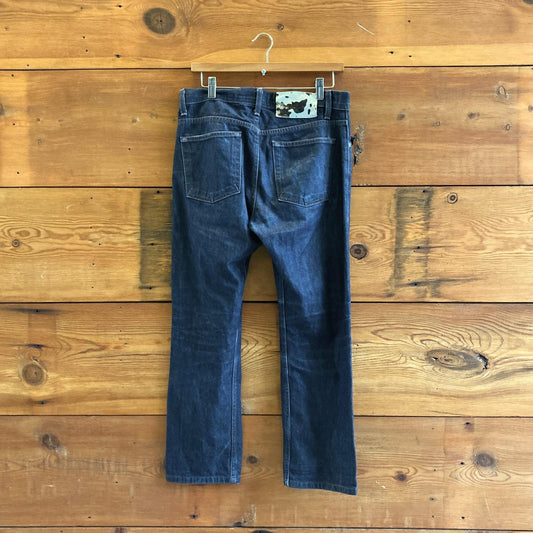 30 Mens- Naked & Famous Strawberry Milk Selvedge Denim Weird Guy Jeans 1008RA