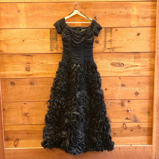 4 - Tadashi Shoji Black Ruched Cap Sleeve Evening Formal Long Dress Gown 1013ED