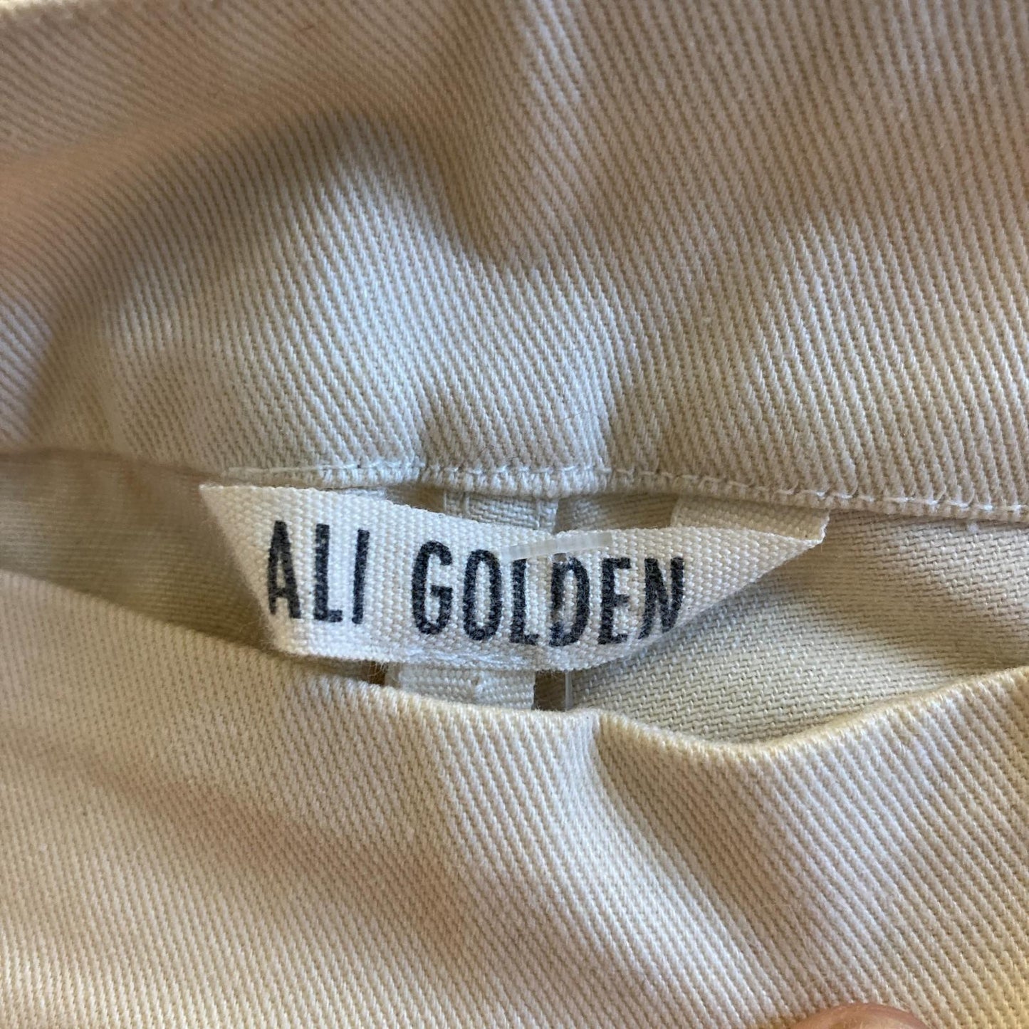 M - Ali Golden Cream White Flat Front High Waist Side Zip Crop Pants 1206OR