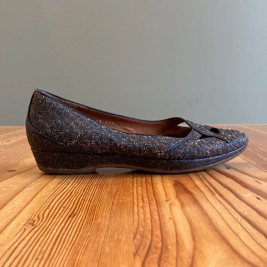 39.5 / 9 - Dries van Noten Black & Tan Floral Low Wedge Flats Shoes 1019HV