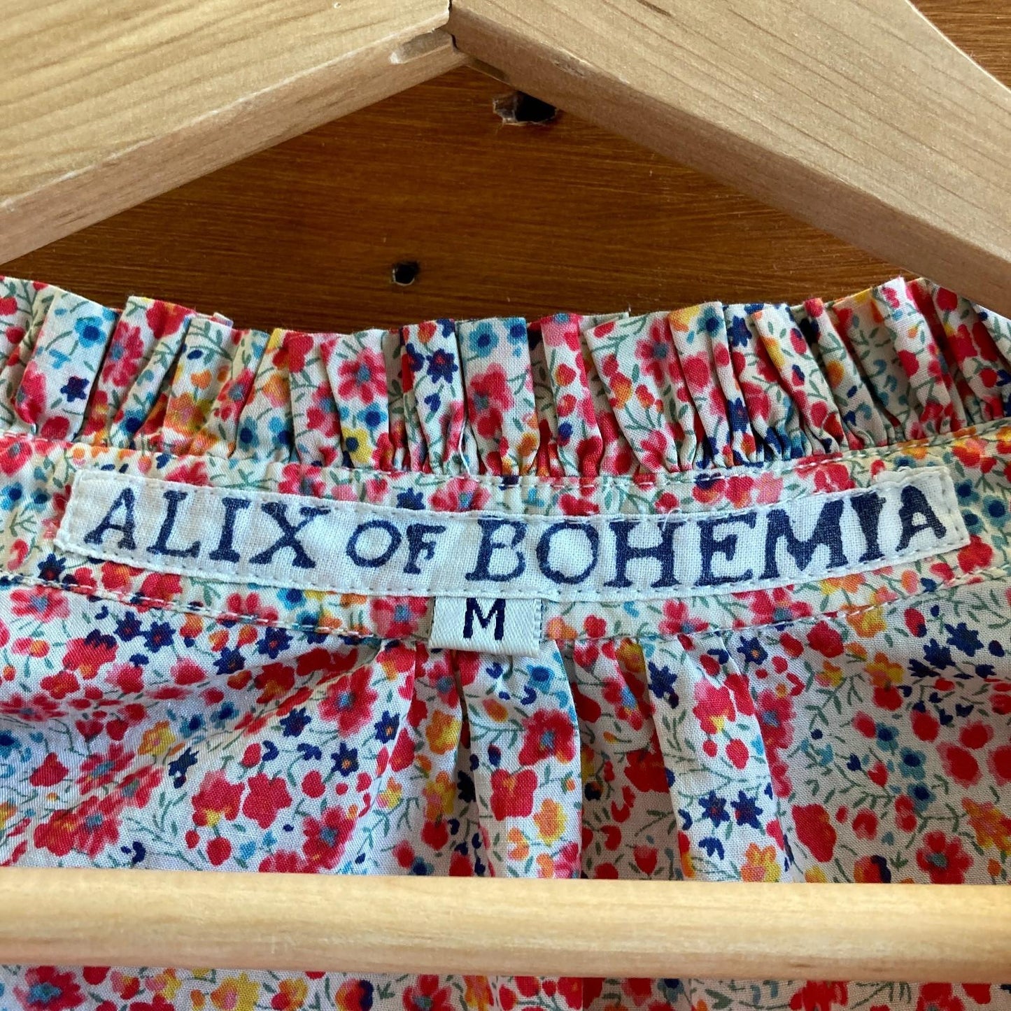 M - Alix of Bohemia Red Floral Print Short Sleeve Blouse Button Up Top 0419NR