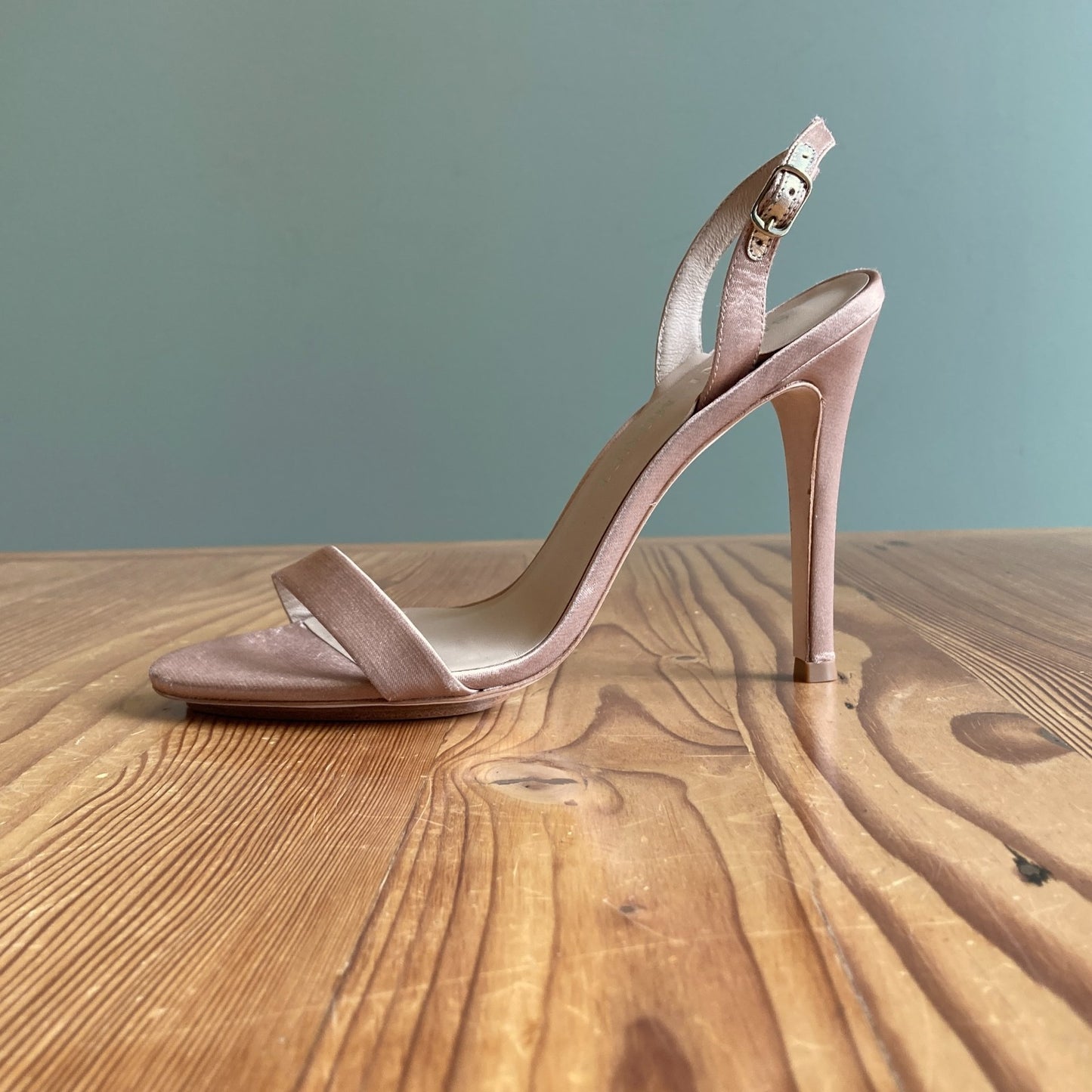 8 - Salone Monet $295 Pale Nude Sable Satin Slingback Heels Sandals NEW 0107HH